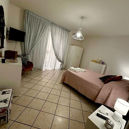 Appartamento Victoryhouse Napoli Esterno foto